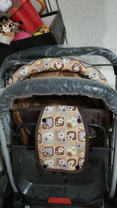 Продам зимнюю коляску
