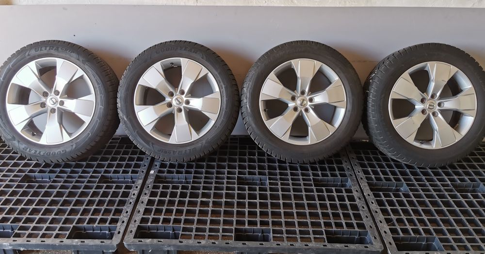 Jante Originale Volvo XC60 235/55R18 iarna