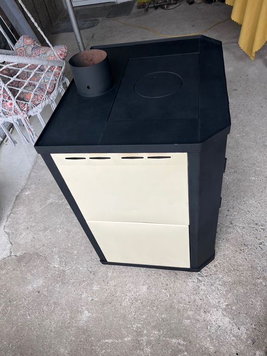 Камина с водна риза Прити