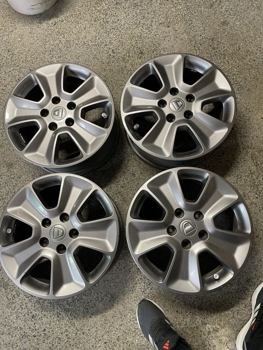 Джанти DACIA 16” 5x114,3 оригинални ПЕРФЕКТНИ!