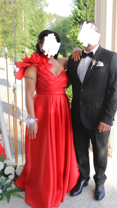 Официална рокля