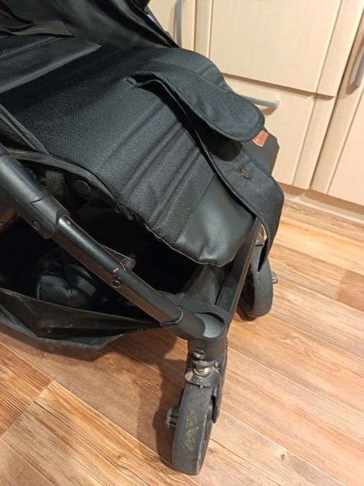 Продаю коляску деткую