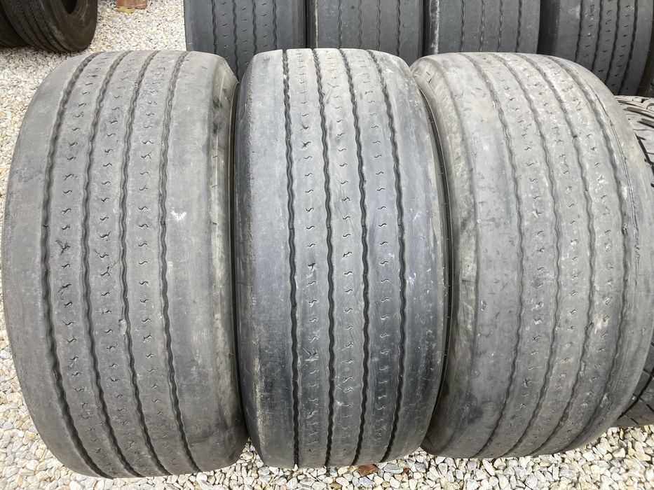 Гуми за камион 385-55-22.5