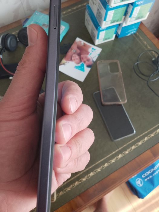 Motorola g04 impecabil, 8g, 128g, 6 luni garantie ramasa