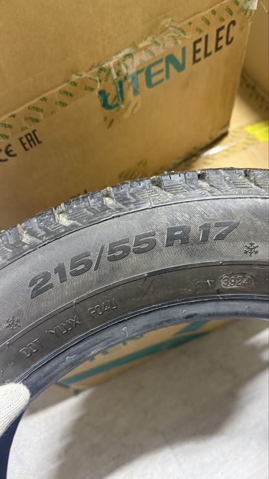 Зимние шины комплект 215/55/17