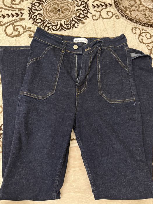 джинсы клеш zara 42 размера