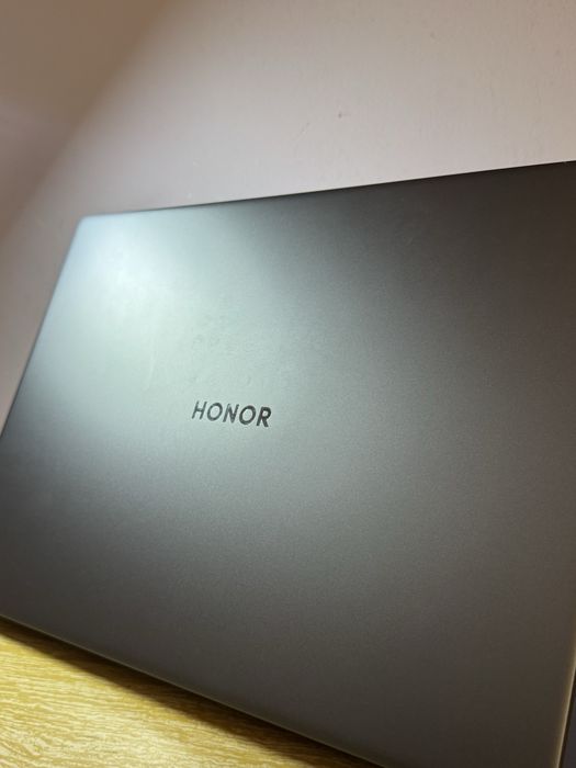 HONOR x16 ноутбук