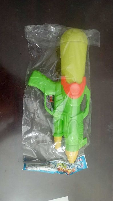 Водяной пистолет