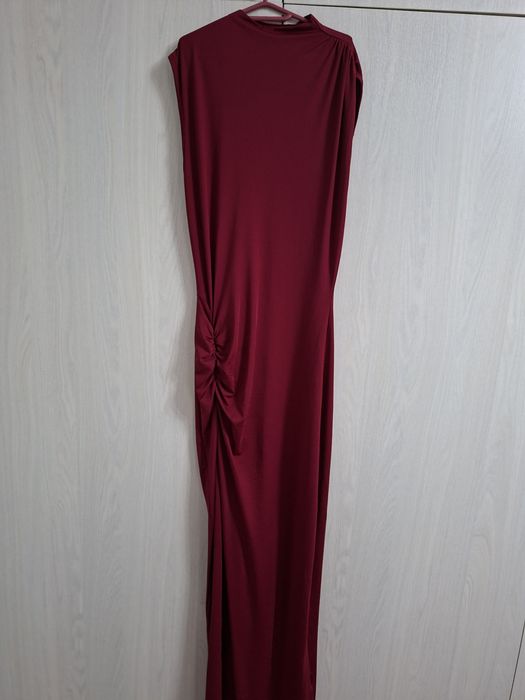 Платье вечерний красивый