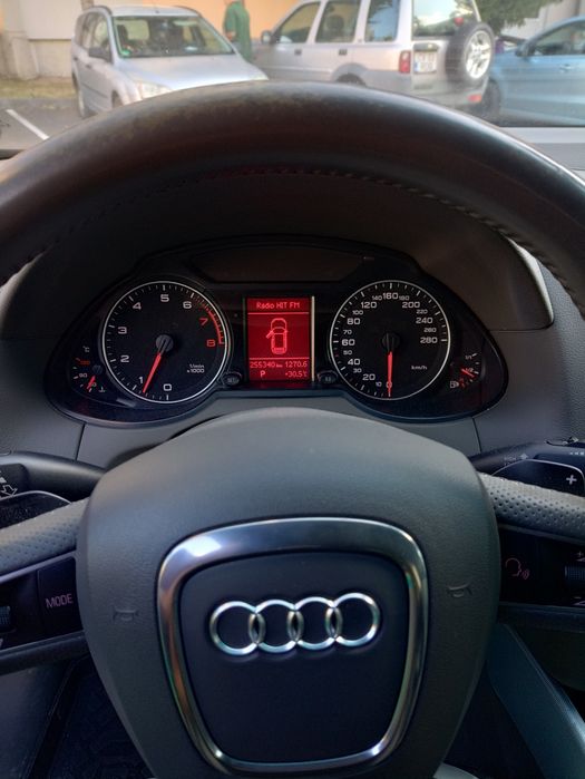 Vînd Audi Q5 2.0 TFSi