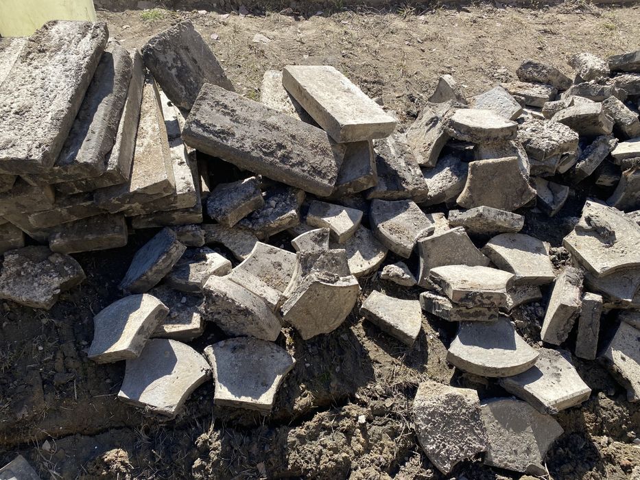 Продам б.у бардбры и немного брусчатки