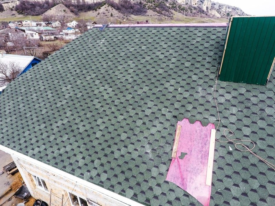 Юмшок черепица ондулин том махсулотлар олти кирра яшил. Docke.