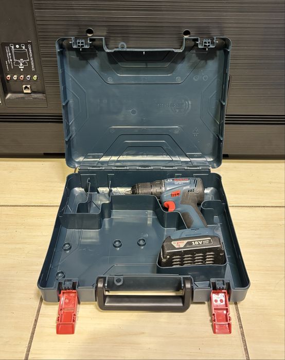 MDM vinde: Filetanta Bosch GSR 185-Li+Acumulator 1.5Ah.
