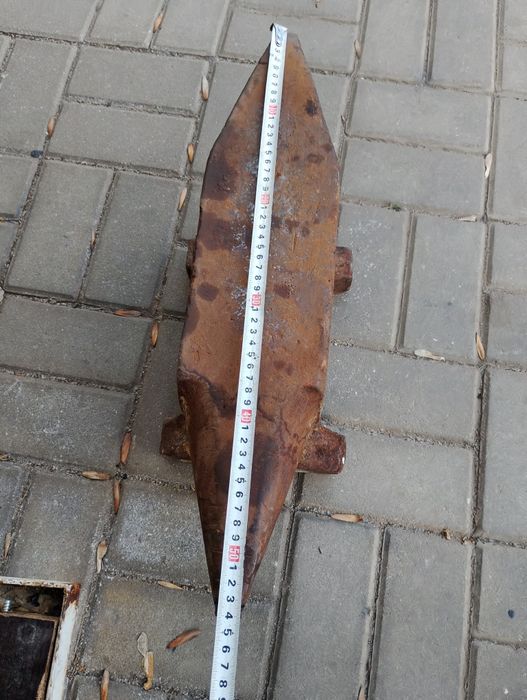 Наковалня 65кг  в добро състояние