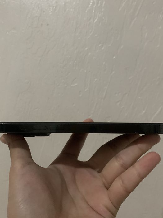 Iphone 14 Pro с повреждением