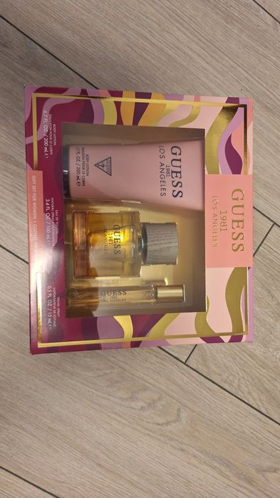 Set cosmetice Guess