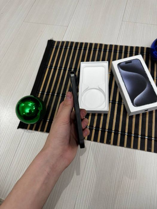 Продам айфон 15 про iphone 15 pro