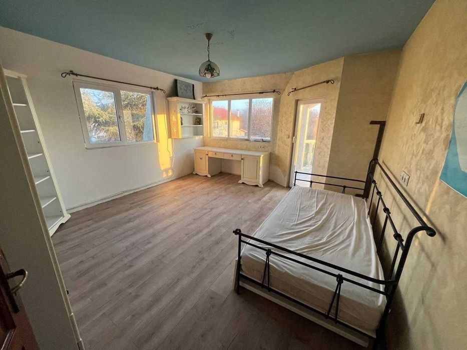 Самостоятелна Къща в Ален мак - 1500 евро