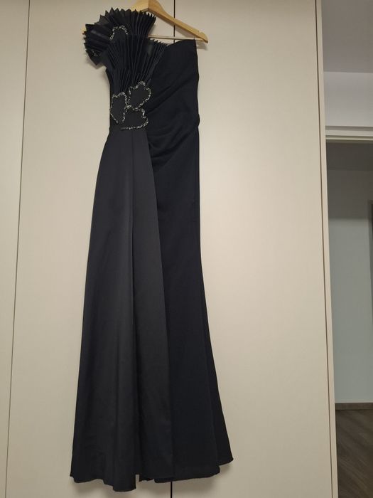 Rochie eleganta de nașă