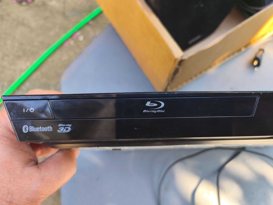 домашно кино  Sony BDV-E2100