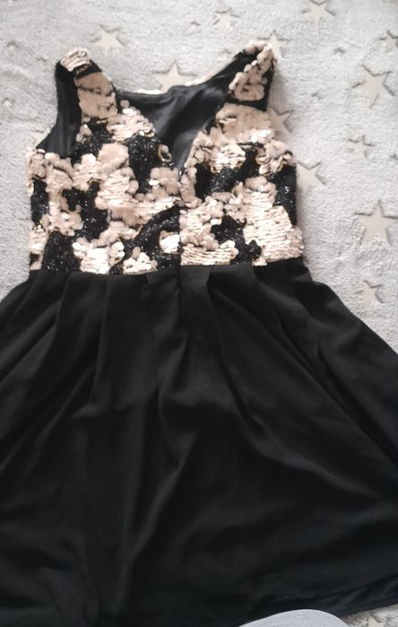 Продам платье не дорого