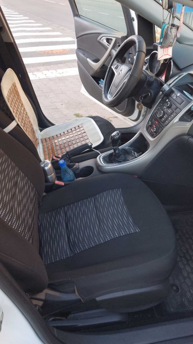 Opel Astra 2012 J 1.3 Sport Tourer