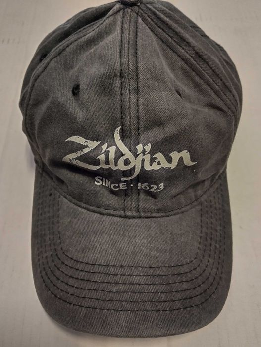 Шапки  с  кузирка