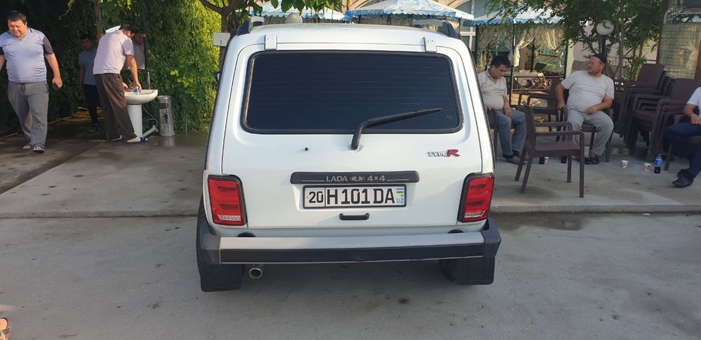 Срочно продаётся нива