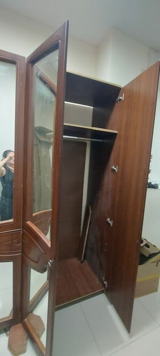 Продам спальный гарнитур