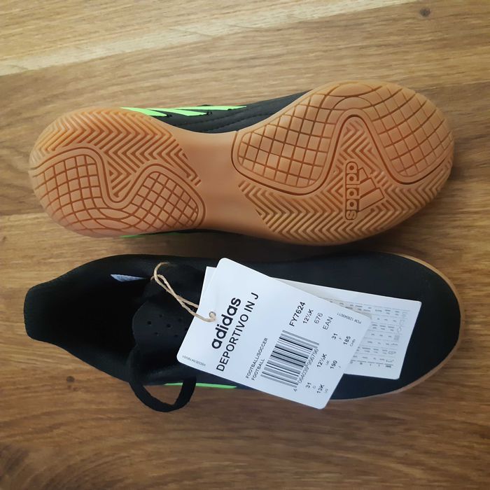 Маратонки Адидас за момче 31 номер