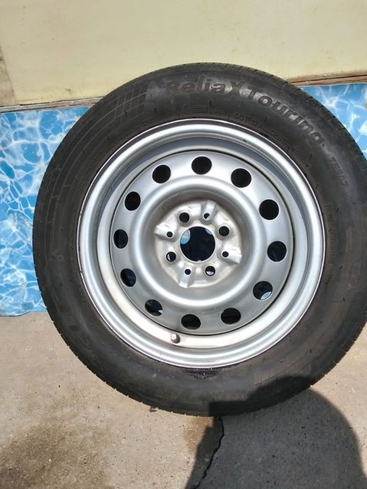 Продам шины с диском