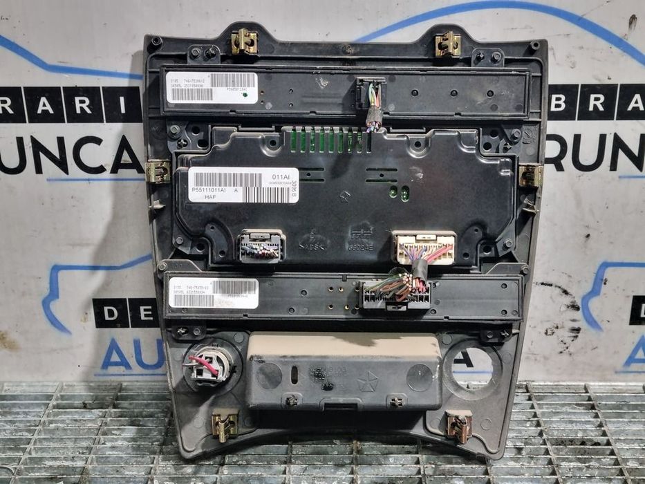 Panou Comanda AC Clima Jeep Grand Cherokee III 2005 - 2010 (1122) P55111011AIA