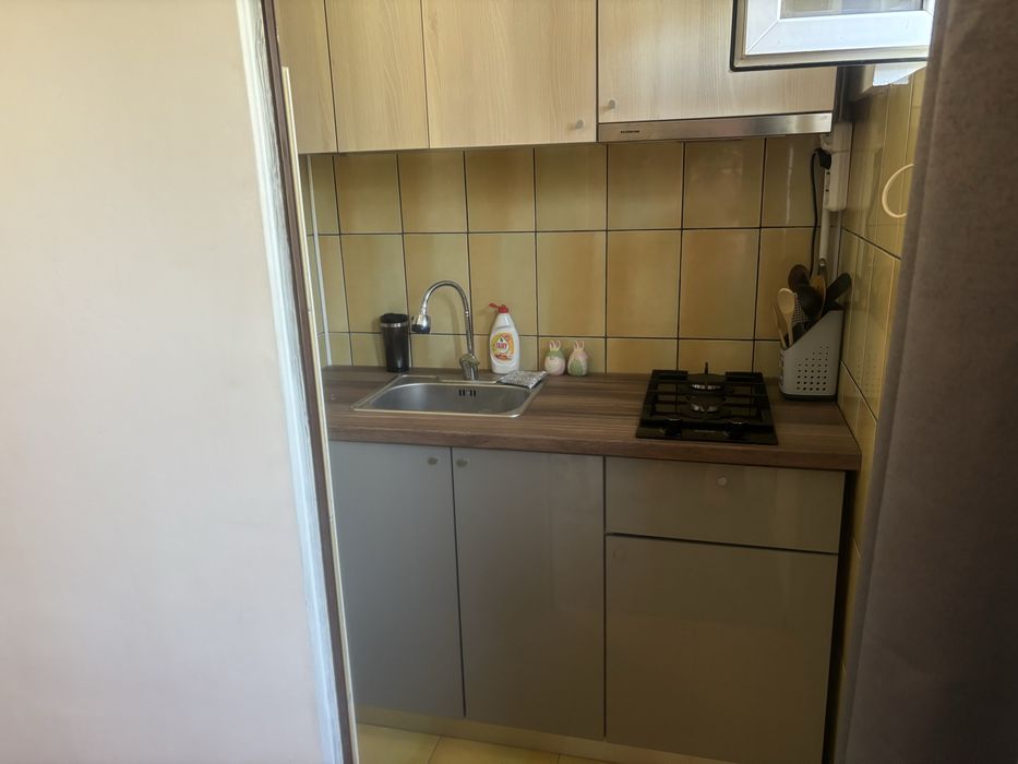 Inchiriez Garsoniera