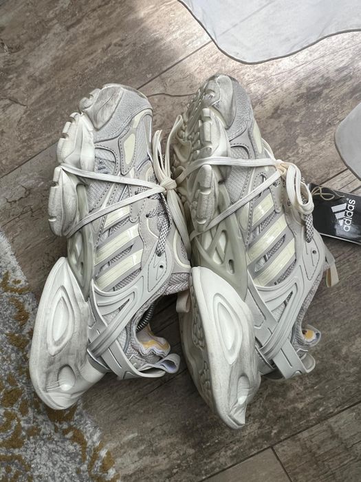 Adidas XLG runner Deluxe
