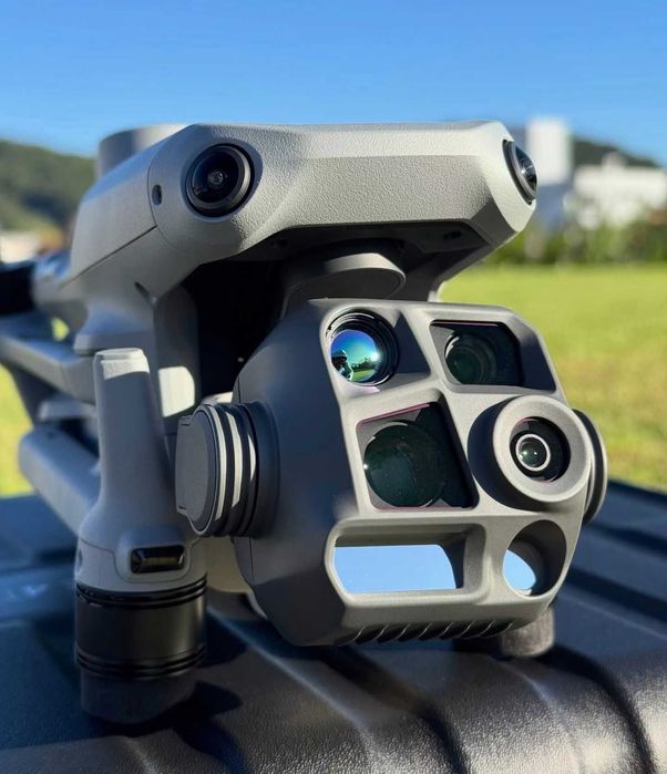 DJI MatriceM30/M30T/M350/Mavic3E/3T/Matrices4E/4T/M400 Дронове DJI Enterprise