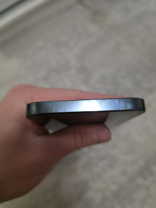 Iphone 12 Pro в перфектно състояние!