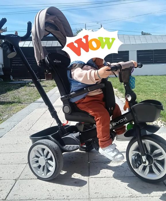 Tricicleta Byox Space cu poziție de somn și scaun rotativ 360.