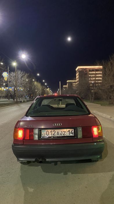 Продам Ауди 80 б3