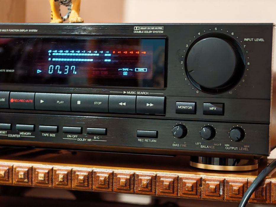 Denon DRM-710. Tape deck 3 Head. Ca nou. Preț fix !