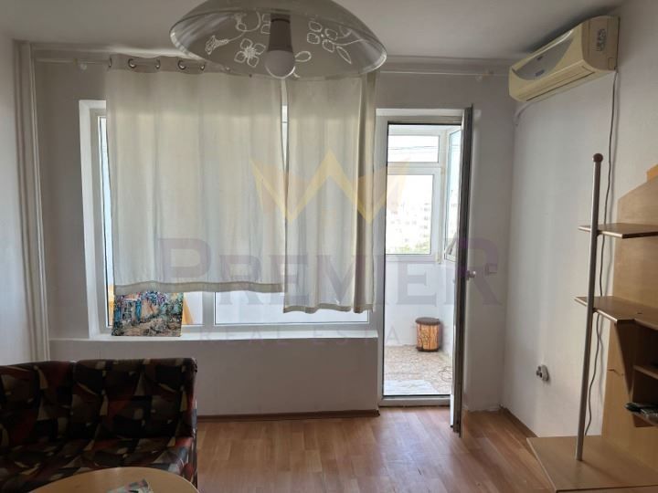 Дава се под наем Едностаен апартамент в Варна, Владислав Варненчик - 45 кв.м за 250 € - Снимка #1