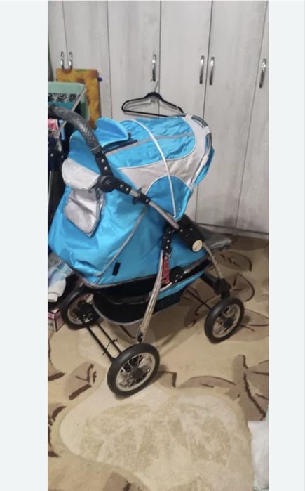 Коляска в хорошем состоянии
