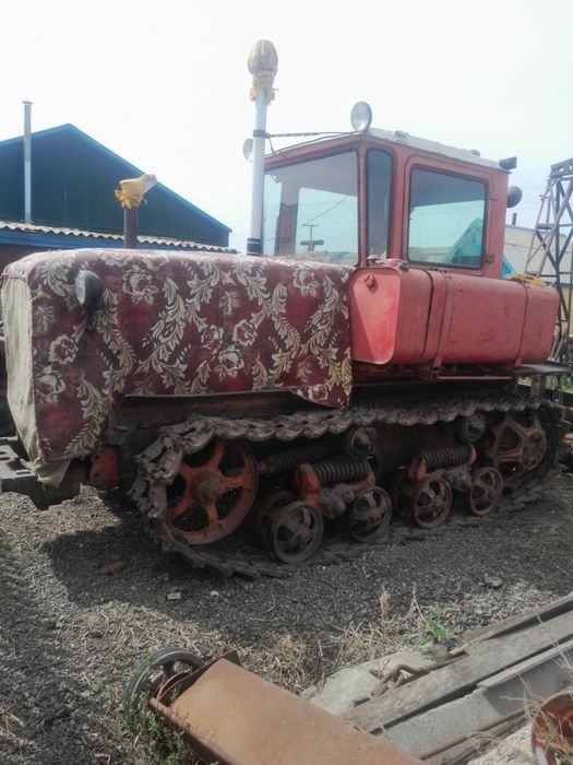 Продам трактор дт 75