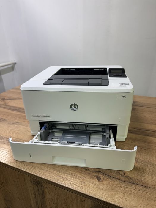 Принтер HP LaserJet Pro M404dn