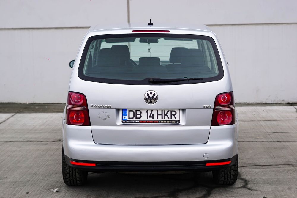 Vand  Volswagen Touran  2010