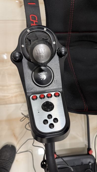 Logitec G27 и Седалка