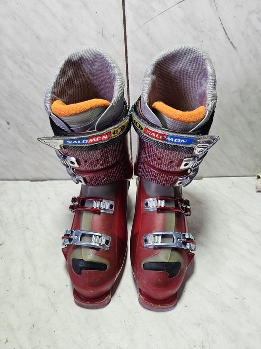 Clapari ski schi  Salomon  mondo  29  corespunde mărimii 44
