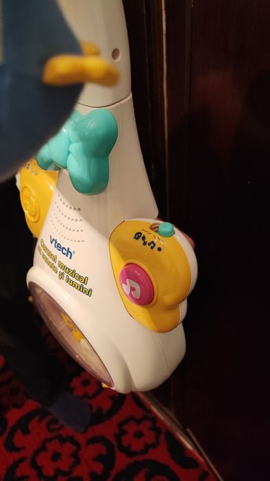 Carusel muzical bebe