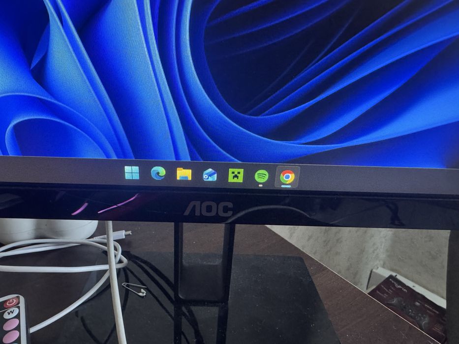 Monitor AOC 75hz