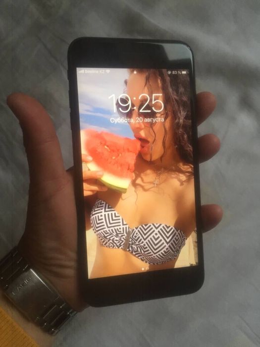 Продам айфон 7+ 128гб