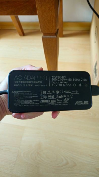 Лаптоп ASUS X550J [intel i7-4710HQ / Nvidia GeForce 850m]